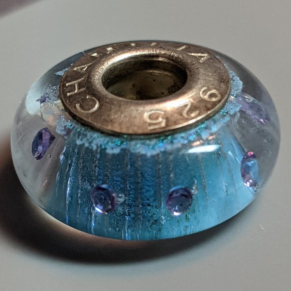 Chamelia glass charm - Picture 1 of 3